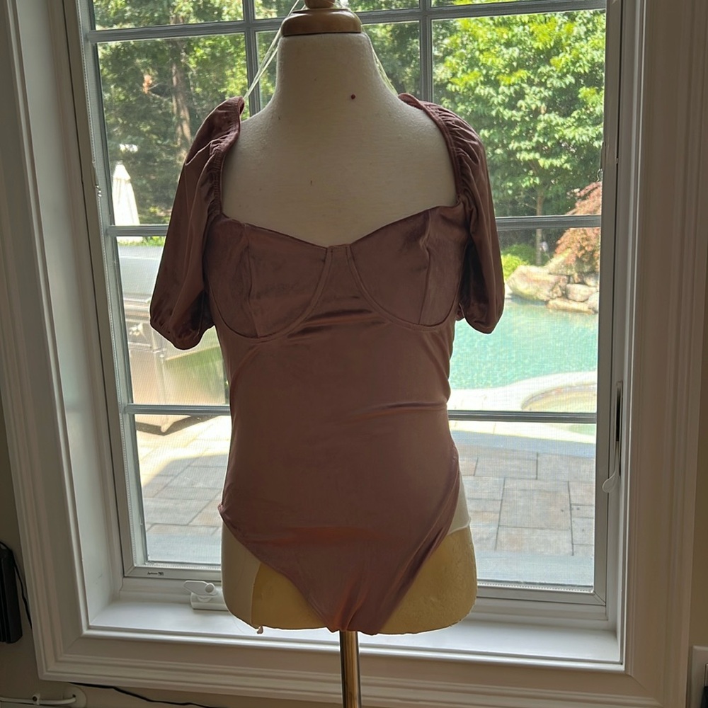 Forever 21 Blush Colored Velvet Bodysuit Medium